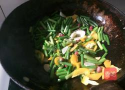 蒜苔炒鸡蛋的做法图解6