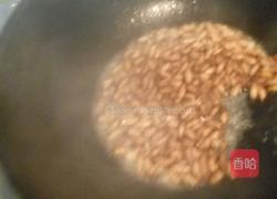 ﻿﻿﻿﻿﻿﻿﻿﻿﻿﻿﻿﻿﻿﻿﻿﻿﻿﻿﻿﻿﻿﻿﻿油爆蚕蛹的做法图解3