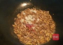 ﻿﻿﻿﻿﻿﻿﻿﻿﻿﻿﻿﻿﻿﻿﻿﻿﻿﻿﻿﻿﻿﻿﻿油爆蚕蛹的做法图解6