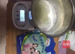 脆皮炸鲜奶的做法图解3