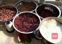 自制杂粮粽子的做法图解1