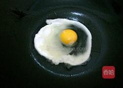 煎蛋卷芝士的做法图解2