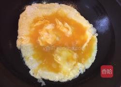 虾仁鸡蛋炒苦瓜的做法图解5