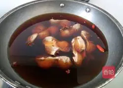 Illustration of how to make sauced duck gizzards 3