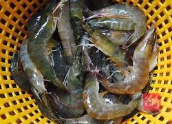 香酥椒盐虾的做法图解1