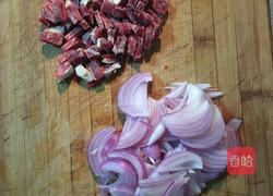 焗烤牛肉土豆泥的做法图解2