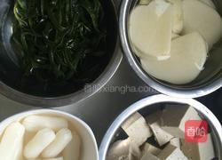 砂锅麻辣烫的做法图解1