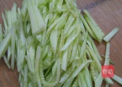 黄瓜蛋花汤的做法图解1