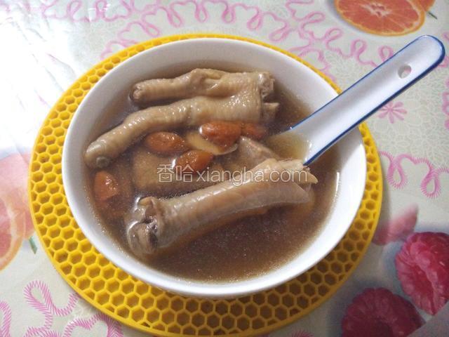 红枣当归杞子炖鸡脚