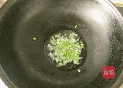 素甘蓝炒粉的做法图解3