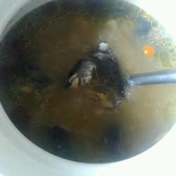 花胶乌鸡汤的做法[图]