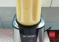 现榨水果饮的做法图解3