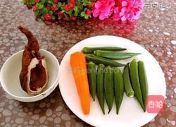 秋葵凉拌猪肚丝的做法图解1