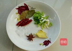 红烧肉炖土豆的做法图解3