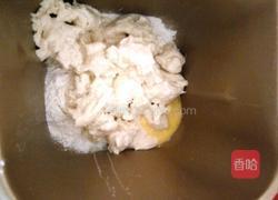 炼奶面包(中种)面包机版的做法图解3