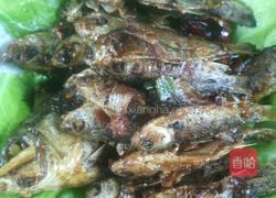麻辣小鲫鱼的做法图解8