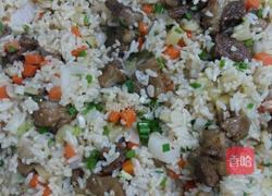 牛肉炒饭的做法图解4