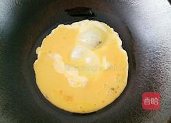 圆葱炒鸡蛋的做法图解2