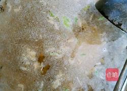 家常紫菜蛋花汤的做法图解4