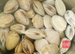 爆炒黄蛤的做法图解1