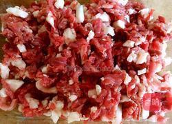 香辣香菇牛肉酱的做法图解1