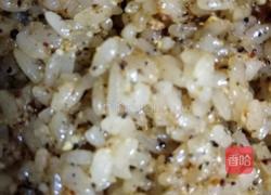 椰蓉糯米球的做法图解6