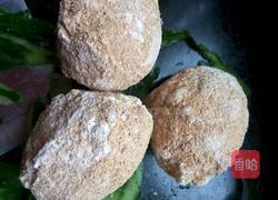 蒜蓉凉拌黄瓜皮蛋的做法图解3