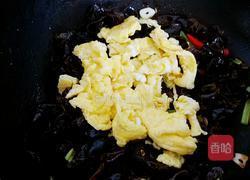 木耳炒鸡蛋的做法图解11