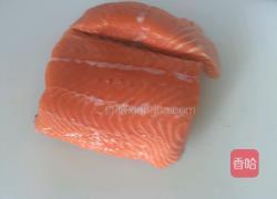 三文鱼粥的做法图解1