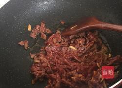 仔姜炒黄牛肉丝的做法图解5