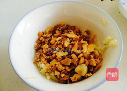 蒜蓉粉丝蒸扇贝的做法图解2