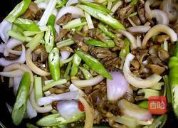 炒鸡杂的做法图解10