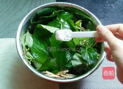 凉拌鱼腥草的做法图解2