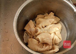 青椒炒肥肠的做法图解6