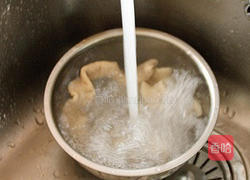 青椒炒肥肠的做法图解9