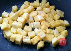 多彩炒馒头的做法图解5