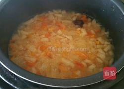 银耳水果羹的做法图解4