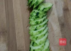 紫苏煎黄瓜的做法图解2