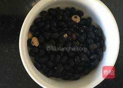 猪小肚十月黑汤(小孩尿床偏方)的做法图解2