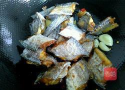 糖醋带鱼的做法图解7