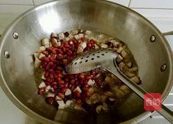 香菇卤肉面的做法图解5