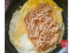 芝士肉松鸡蛋卷的做法图解3