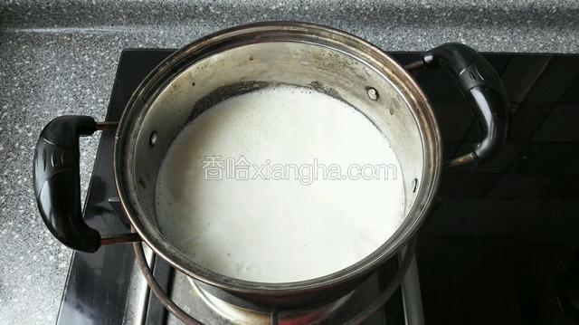 看到在次开锅关火即可