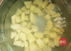 土豆胡萝卜腊肉焖饭的做法图解5