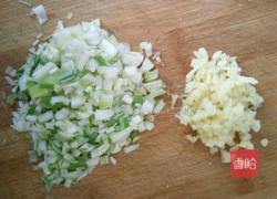 梅菜扣肉包子的做法图解7