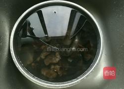 木耳炒鸡蛋的做法图解1