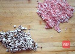 锅贴的做法图解2