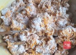 南瓜芝麻糯米饼的做法图解2