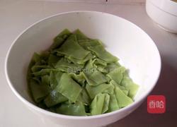 土豆炒面片的做法图解2