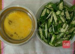 秋葵炒鸡蛋的做法图解2